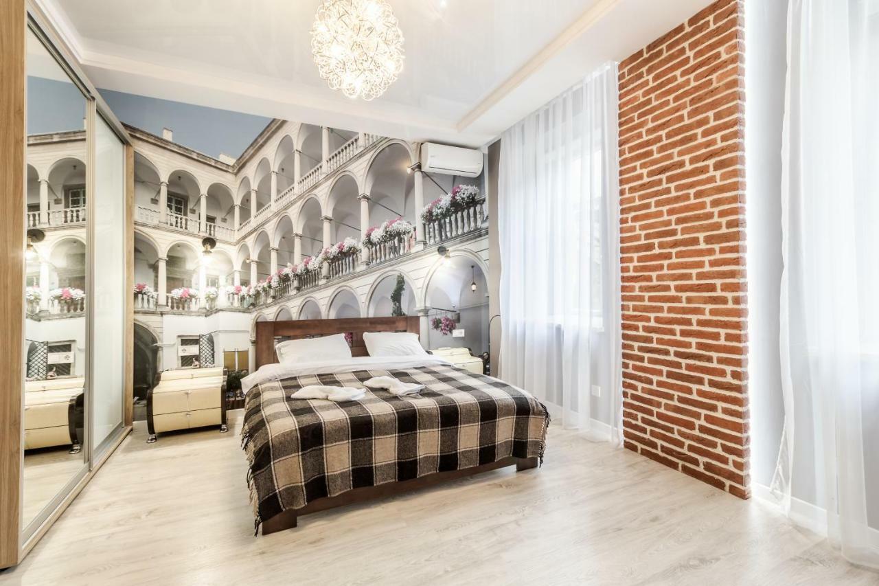 Modern Rus Apartment ลวีฟ ภายนอก รูปภาพ