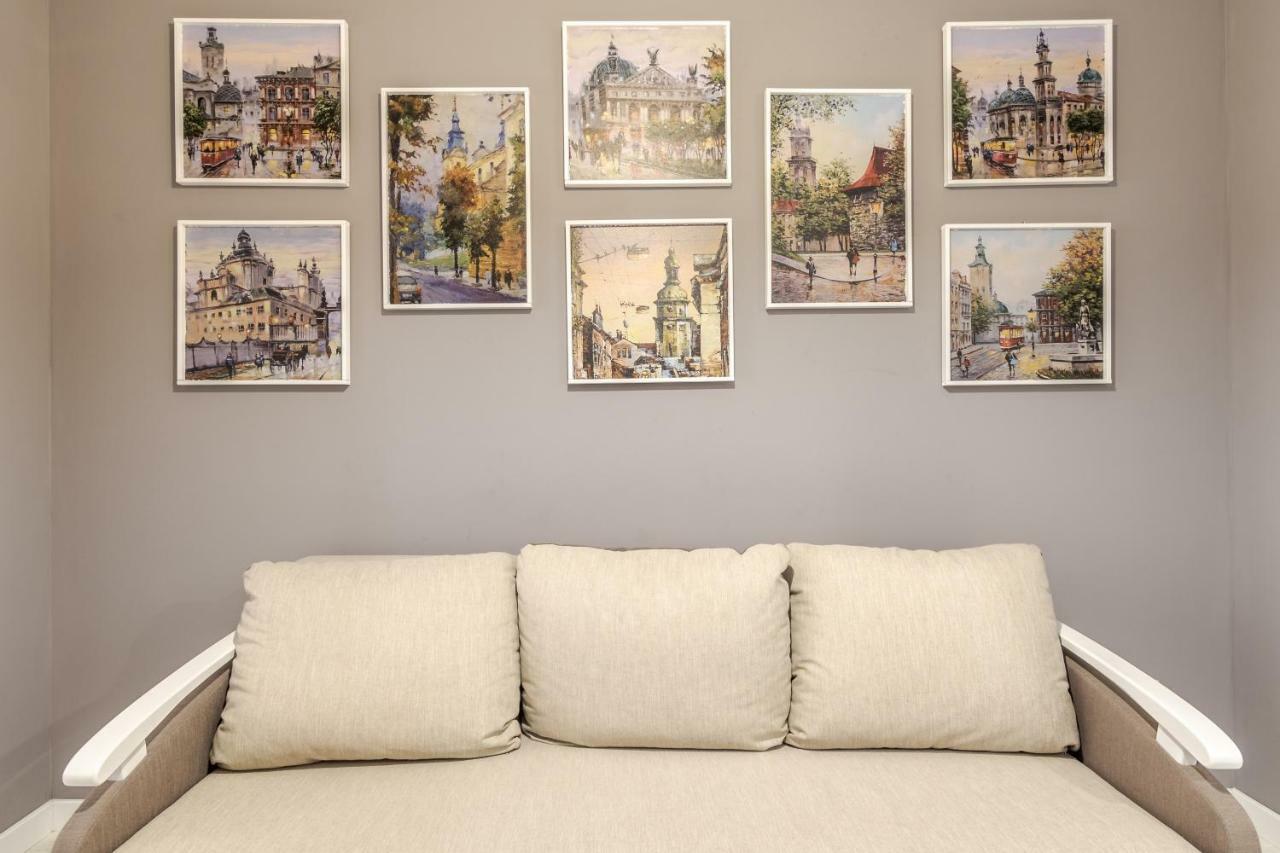 Modern Rus Apartment ลวีฟ ภายนอก รูปภาพ