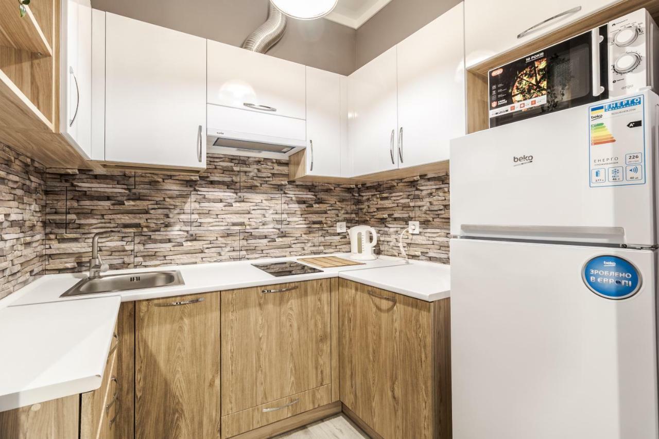 Modern Rus Apartment ลวีฟ ภายนอก รูปภาพ